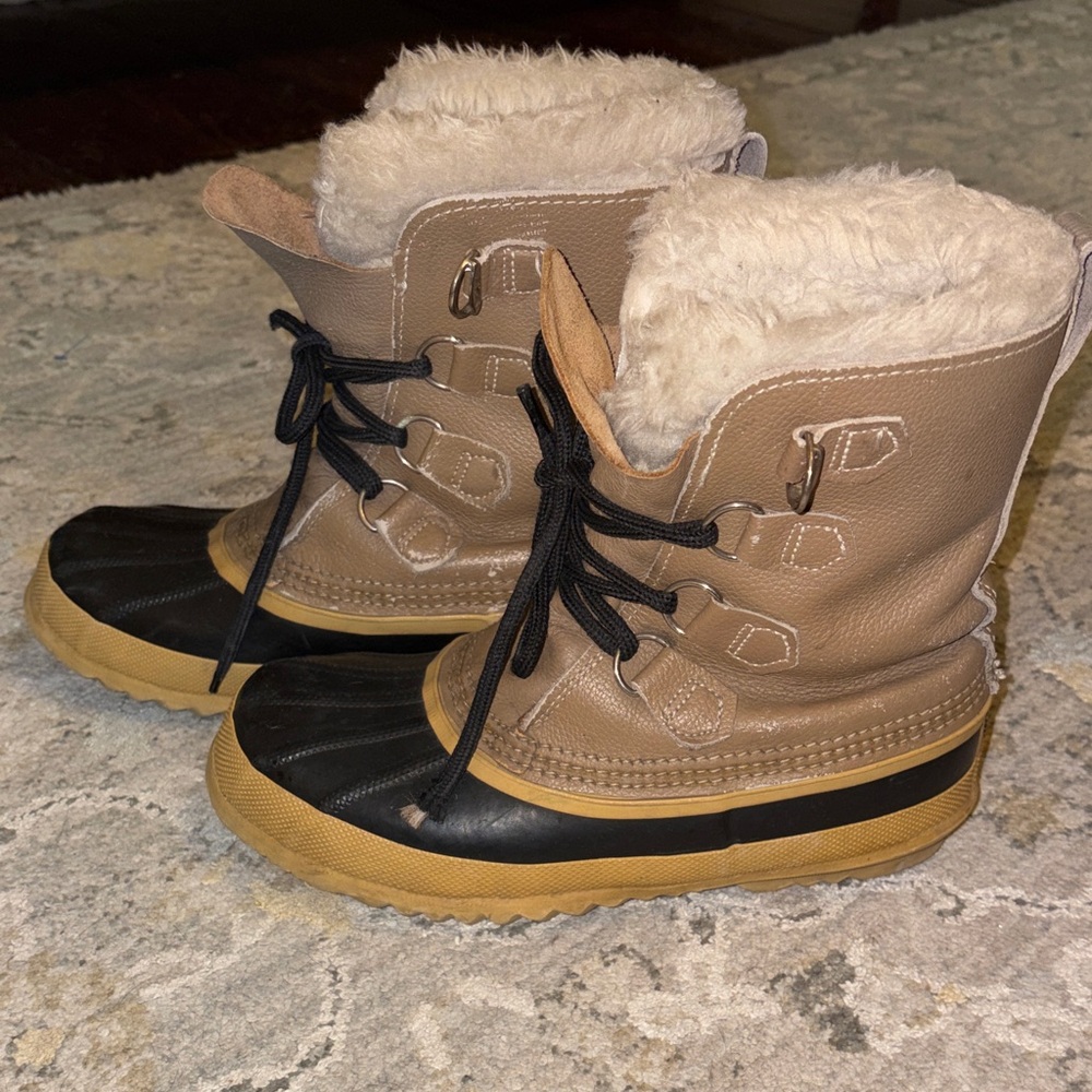 Sorel Tan and Black Winter Boots